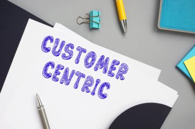 Finansal konsept: CUSTOMER CENTRIC.