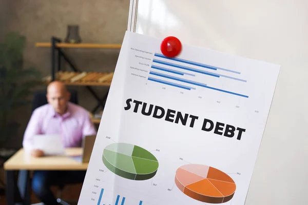 Koncepcja Finansowa Oznaczająca Student Debt Napisem Wydruku Wykresami Tabelami Utytułowany — Zdjęcie stockowe