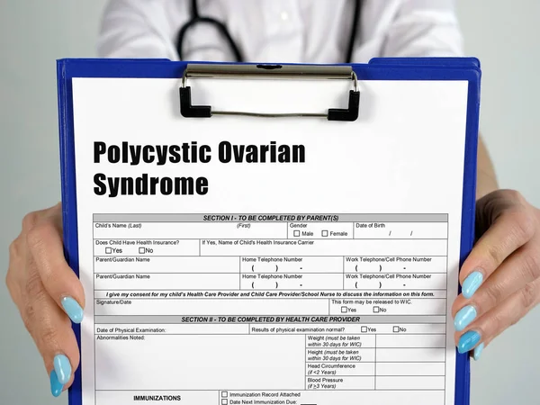 Concepto Médico Que Significa Síndrome Ovario Poliquístico Con Frase Papel — Foto de Stock