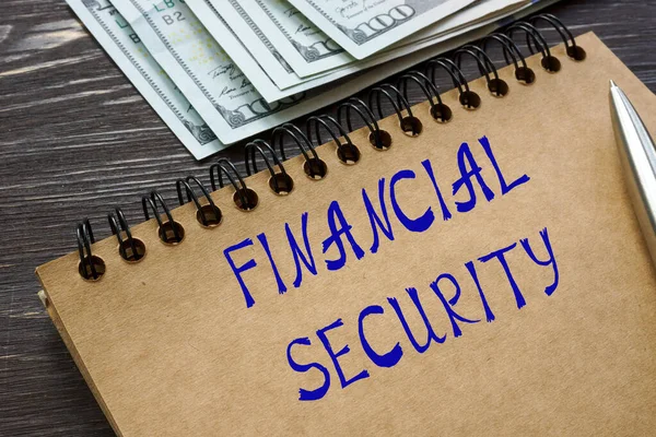 Segurança Financeira Frase Folha — Fotografia de Stock
