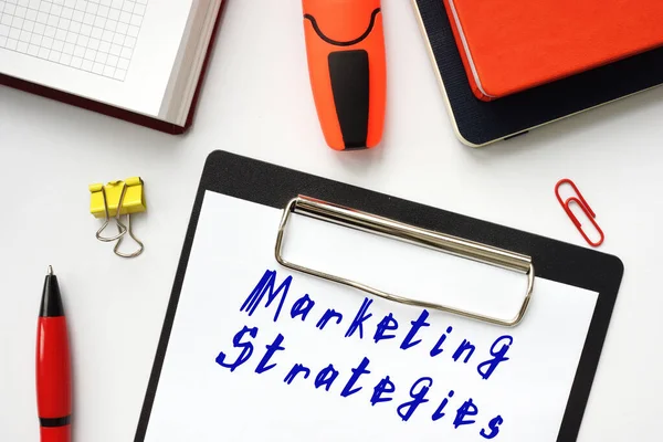 Concepto Financiero Que Significa Estrategias Marketing Con Signo Página — Foto de Stock