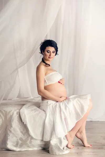 Pregnant woman — Stock Photo, Image