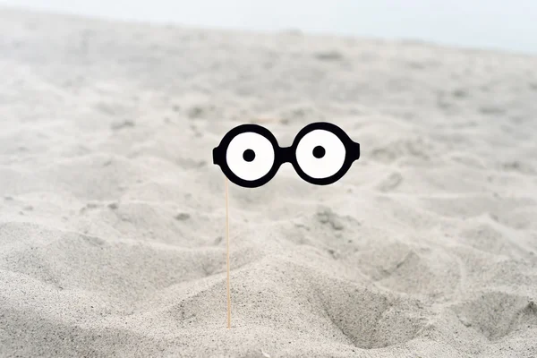 Yanlış komik gözlük