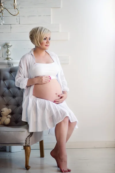 Pregnant woman — Stock Photo, Image