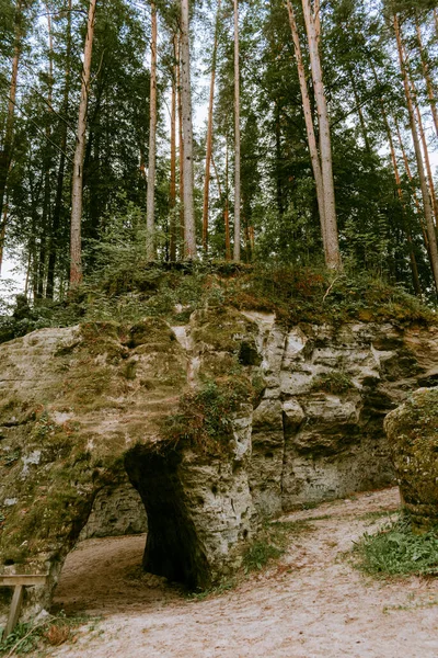 Ďáblova Pec Jediný Přírodní Pískovec Oblouky Lotyšsku Farnosti Liepa Klasický — Stock fotografie