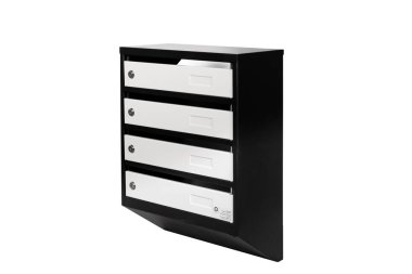 Broşür ve mektuplarla dolu posta kutuları. Sığ DOF, Posta Kutuları ve Giriş Satırlarında Kilitlenme.