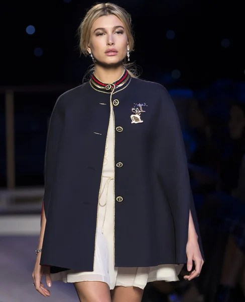 Tommy Hilfiger - Colección Otoño Invierno 2016 — Foto de Stock