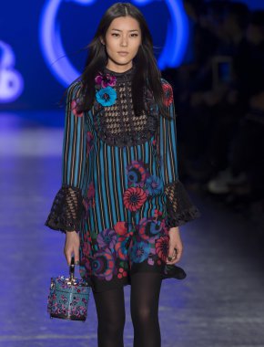 Anna Sui - sonbahar kış 2016 koleksiyonu