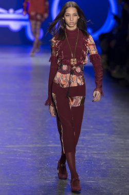 Anna Sui - sonbahar kış 2016 koleksiyonu