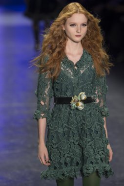 Anna Sui - sonbahar kış 2016 koleksiyonu