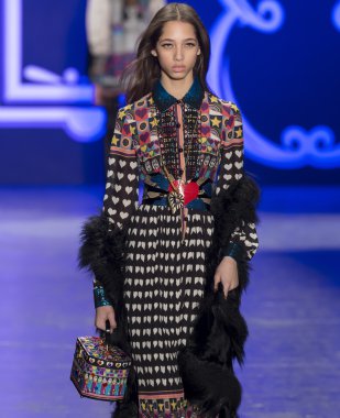 Anna Sui - sonbahar kış 2016 koleksiyonu