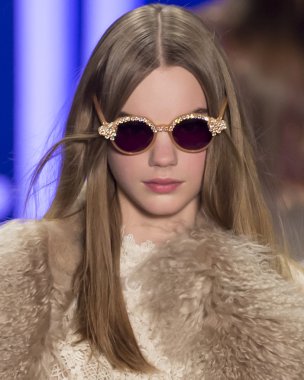 Anna Sui - sonbahar kış 2016 koleksiyonu