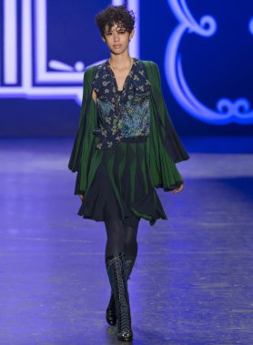 Anna Sui - sonbahar kış 2016 koleksiyonu
