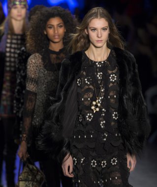 Anna Sui - sonbahar kış 2016 koleksiyonu