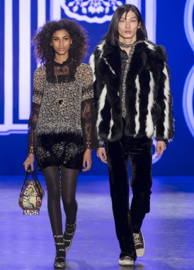 Anna Sui - sonbahar kış 2016 koleksiyonu