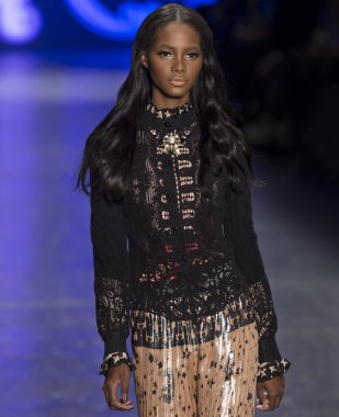 Anna Sui - sonbahar kış 2016 koleksiyonu