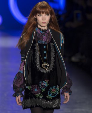 Anna Sui - sonbahar kış 2016 koleksiyonu