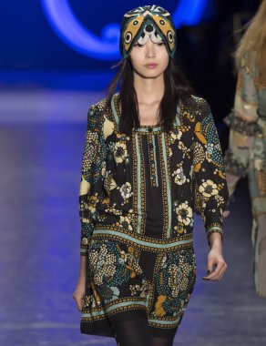 Anna Sui - sonbahar kış 2016 koleksiyonu