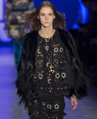 Anna Sui - sonbahar kış 2016 koleksiyonu