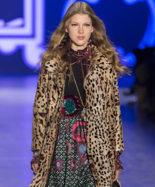 Anna Sui - sonbahar kış 2016 koleksiyonu