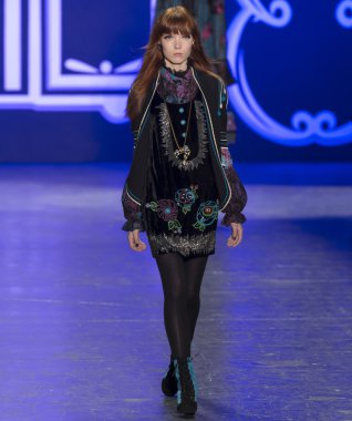 Anna Sui - sonbahar kış 2016 koleksiyonu