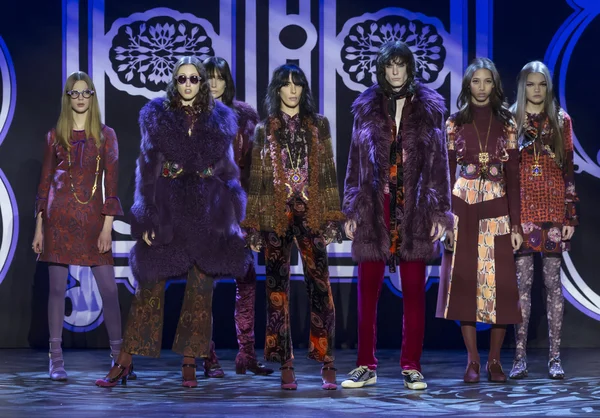 Anna Sui - sonbahar kış 2016 koleksiyonu