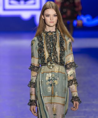 Anna Sui - sonbahar kış 2016 koleksiyonu