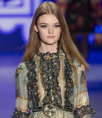 Anna Sui - sonbahar kış 2016 koleksiyonu