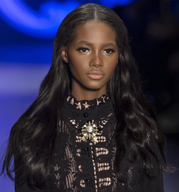 Anna Sui - sonbahar kış 2016 koleksiyonu