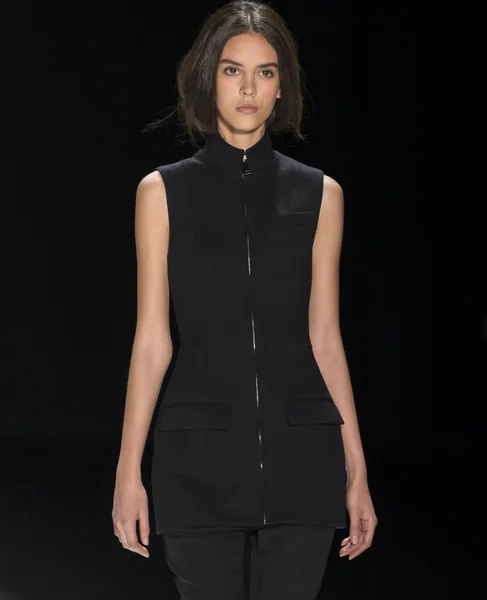 Vera Wang - Fall Winter 2016 collectie — Stockfoto