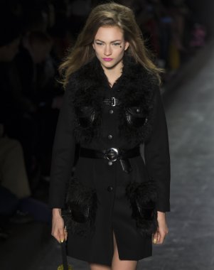 Jeremy Scott - sonbahar kış 2016 koleksiyonu