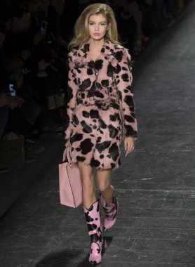 Jeremy Scott - sonbahar kış 2016 koleksiyonu