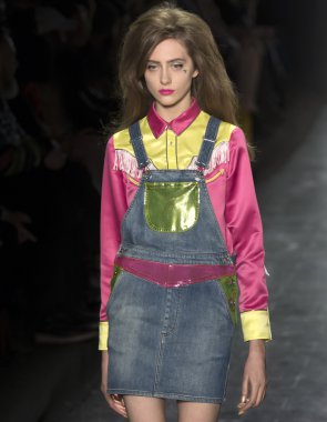 Jeremy Scott - sonbahar kış 2016 koleksiyonu