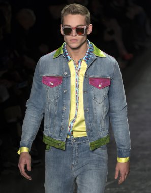 Jeremy Scott - sonbahar kış 2016 koleksiyonu