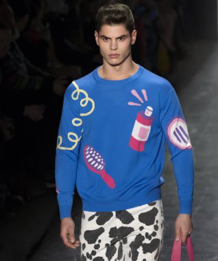 Jeremy Scott - sonbahar kış 2016 koleksiyonu