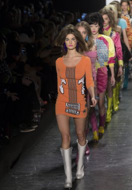 Jeremy Scott - sonbahar kış 2016 koleksiyonu