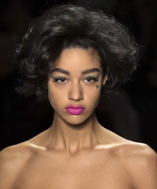 Jeremy Scott - sonbahar kış 2016 koleksiyonu