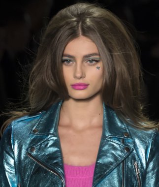 Jeremy Scott - sonbahar kış 2016 koleksiyonu