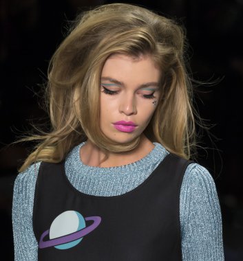 Jeremy Scott - sonbahar kış 2016 koleksiyonu