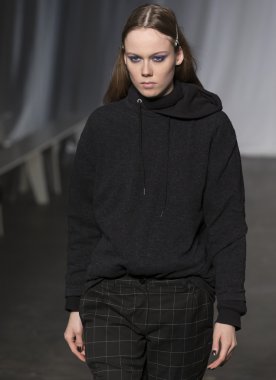 Jill Stuart - Prova - Sonbahar/Kış 2016 Koleksiyonu