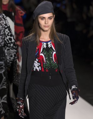 Desigual - Sonbahar Kış 2016 Koleksiyonu