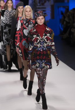 Desigual - Sonbahar Kış 2016 Koleksiyonu