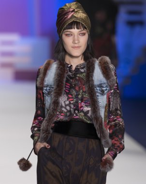 Desigual - Sonbahar Kış 2016 Koleksiyonu