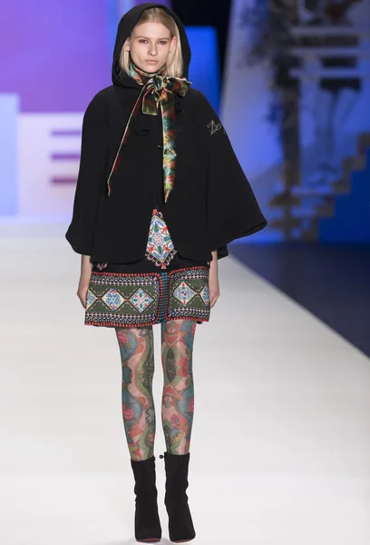 Desigual - Otoño Invierno 2016 Colección — Foto de Stock