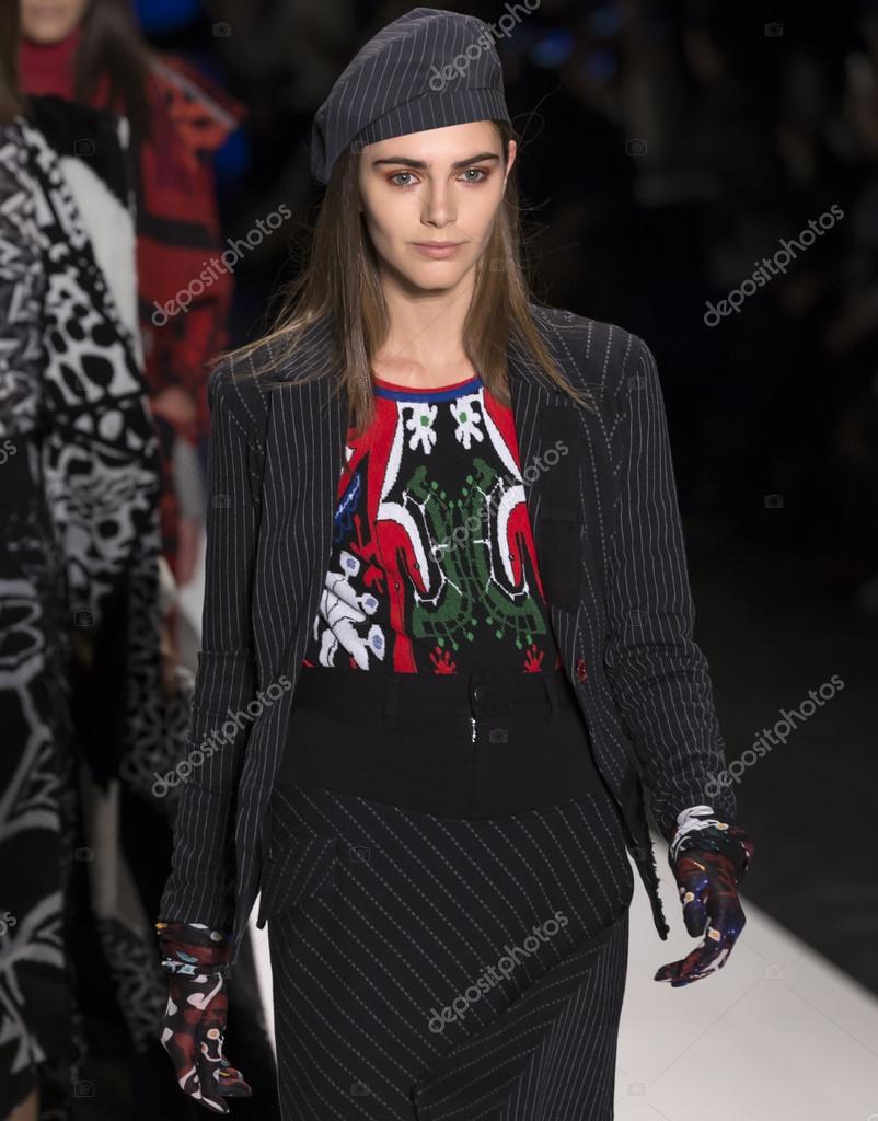 Desigual Fall Winter 2016 Collection Stock Editorial Photo C Sharpshooter 105185234