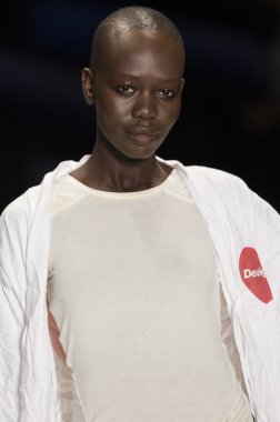 Desigual - Sonbahar 2016 Koleksiyonu - Prova