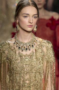 Marchesa - sonbahar kış 2016 koleksiyonu