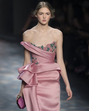 Marchesa - sonbahar kış 2016 koleksiyonu