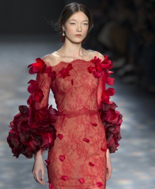 Marchesa - sonbahar kış 2016 koleksiyonu