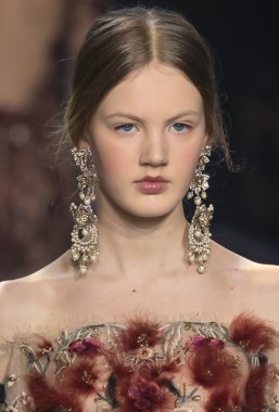 Marchesa - sonbahar kış 2016 koleksiyonu